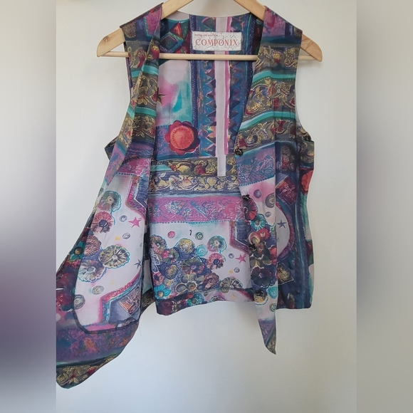 Women's Componix Brand 2-Piece Printed Set - Picture 9 of 9